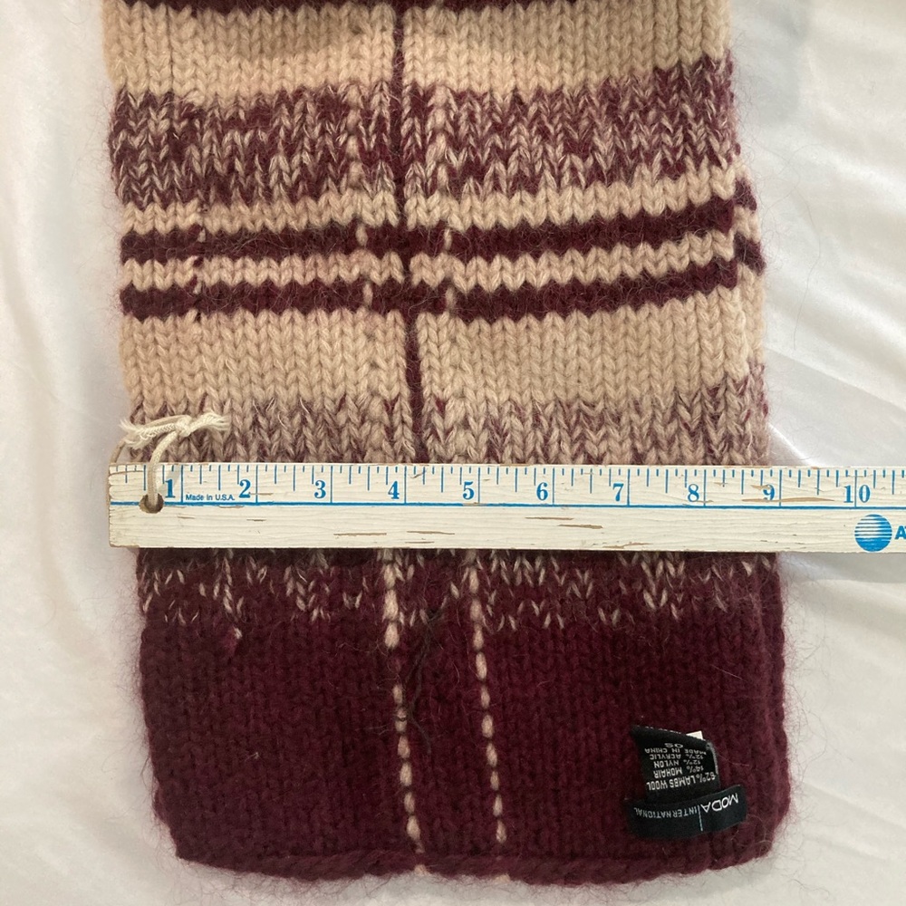 Moda International scarf - Picture 3 of 4